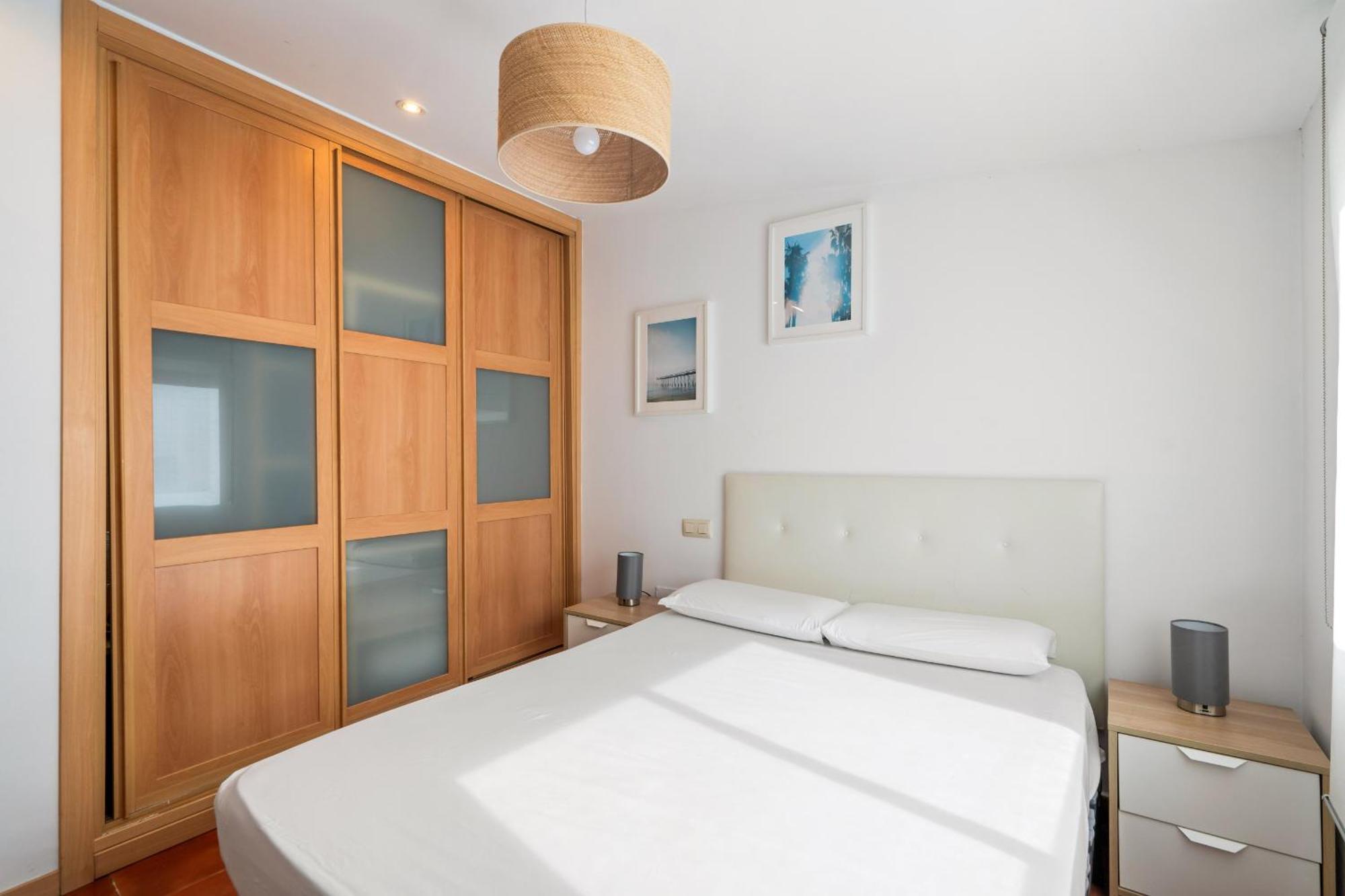 Apartamento En La Gran Via Alquiler Temporal Madrid Exterior foto