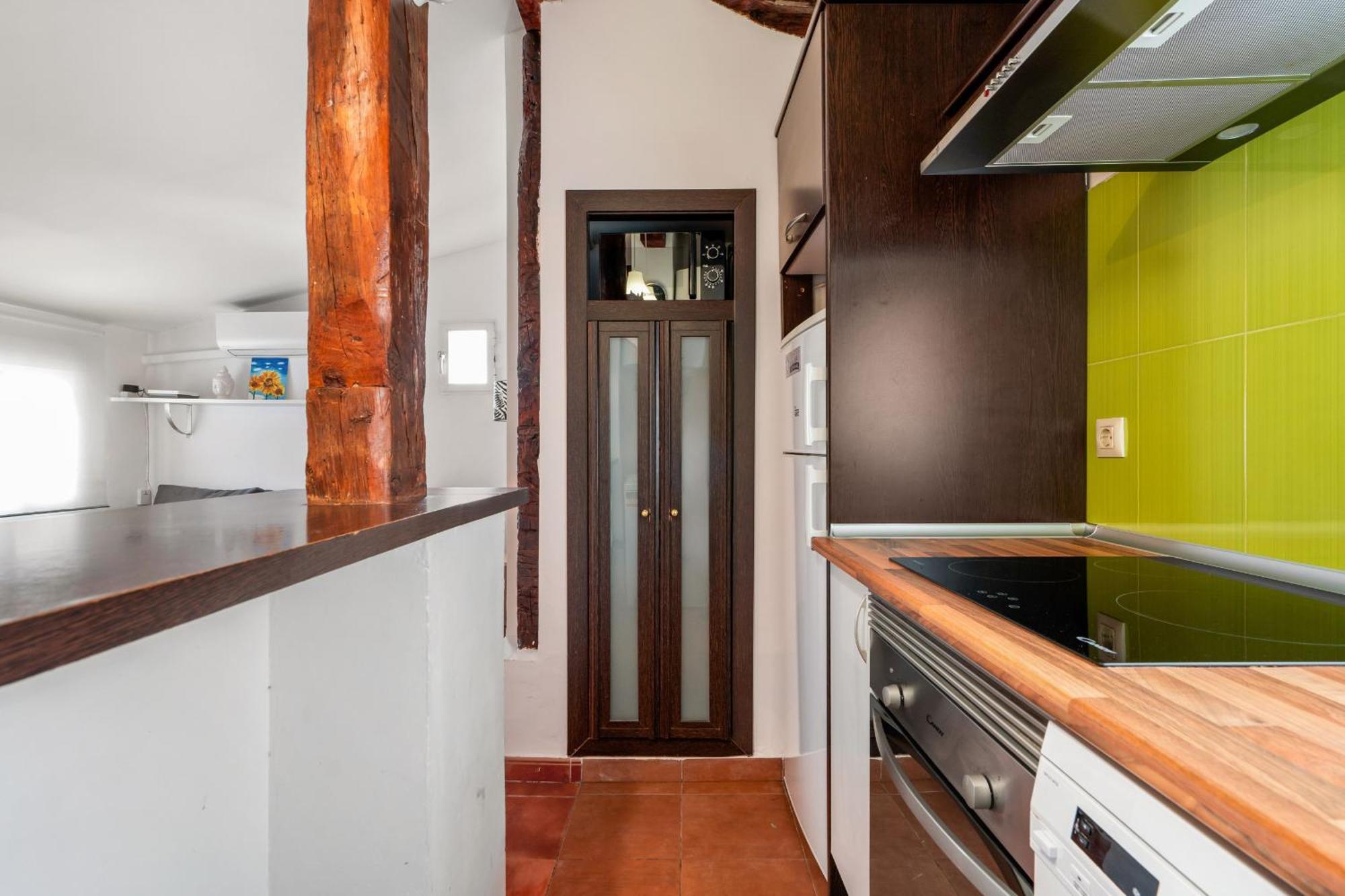 Apartamento En La Gran Via Alquiler Temporal Madrid Exterior foto
