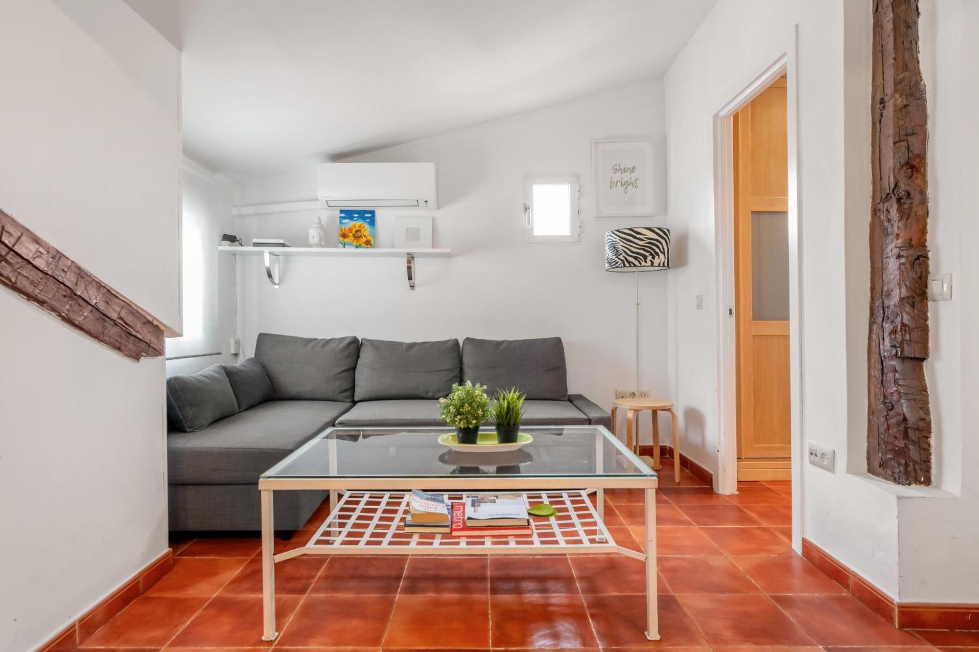 Apartamento En La Gran Via Alquiler Temporal Madrid Exterior foto
